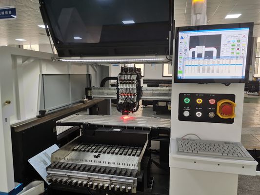 Machine de transfert 80000CPH d'ampoule de la haute précision LED pour 0201 composants