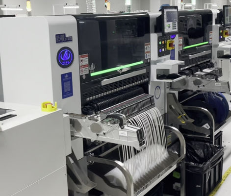 Tableau électrique SMT Pick and Place Machine 1,5 kW Puissance Économie d'énergie 98000CPH