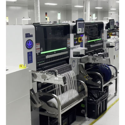 20 têtes Machine de placement SMT à moteur linéaire magnétique pour la production d'appareils ménagers à 98000 CPH