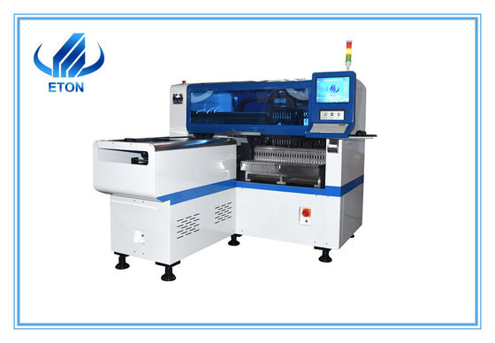 la machine de transfert 8 de 380AC 50Hz dirige la puce menée par HT-E8S fonctionnelle multi Mounter