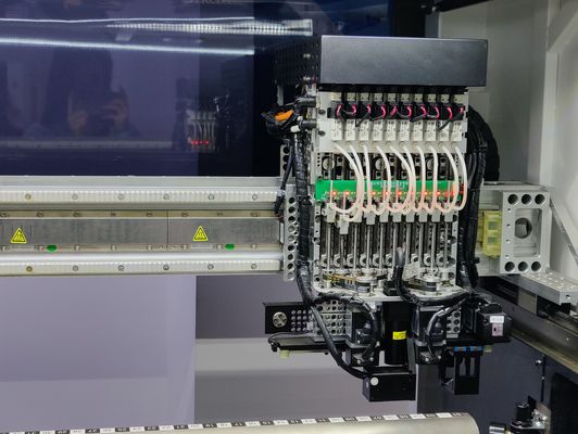 La carte PCB 80000CPH pneumatique multifonctionnelle maintenant avec 20 PCs dirigent la machine de smt